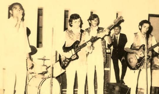 OS ESPACIAIS: ESCOLA DE TRADIÇÕES MUSICAIS