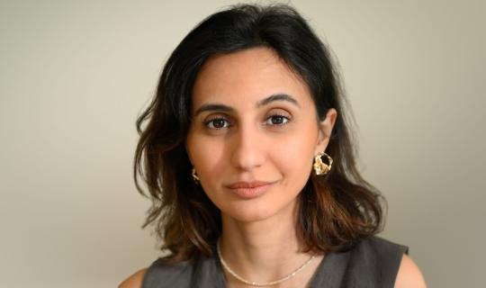 ENTREVISTA | ARTE, EMPATIA E TRANSFORMAÇÃO SOCIAL: A VISÃO DE NADYEGIDA BARBOSA