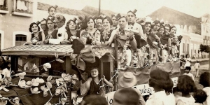 CARNAVAL DE ARACATI - BLOCO GAROTAS. Foto década de 30.