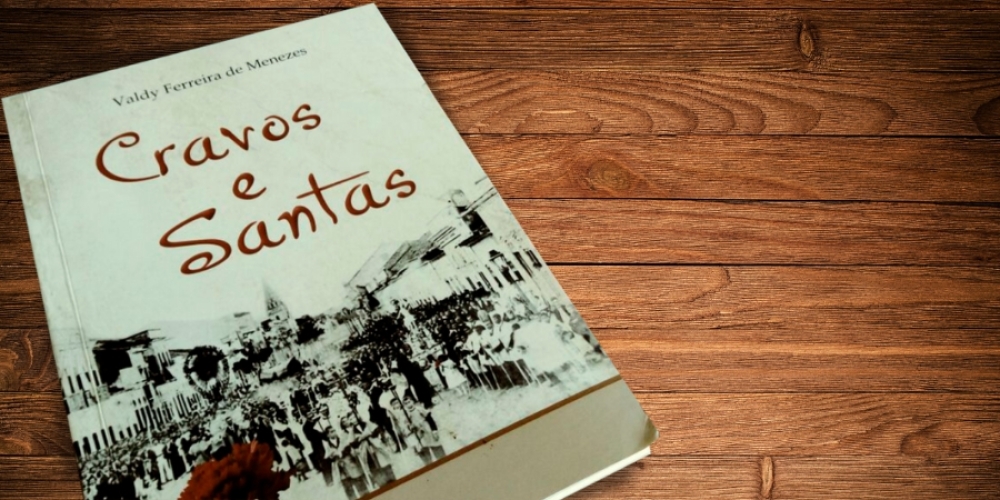 Capa do livro Cravos e Santas.